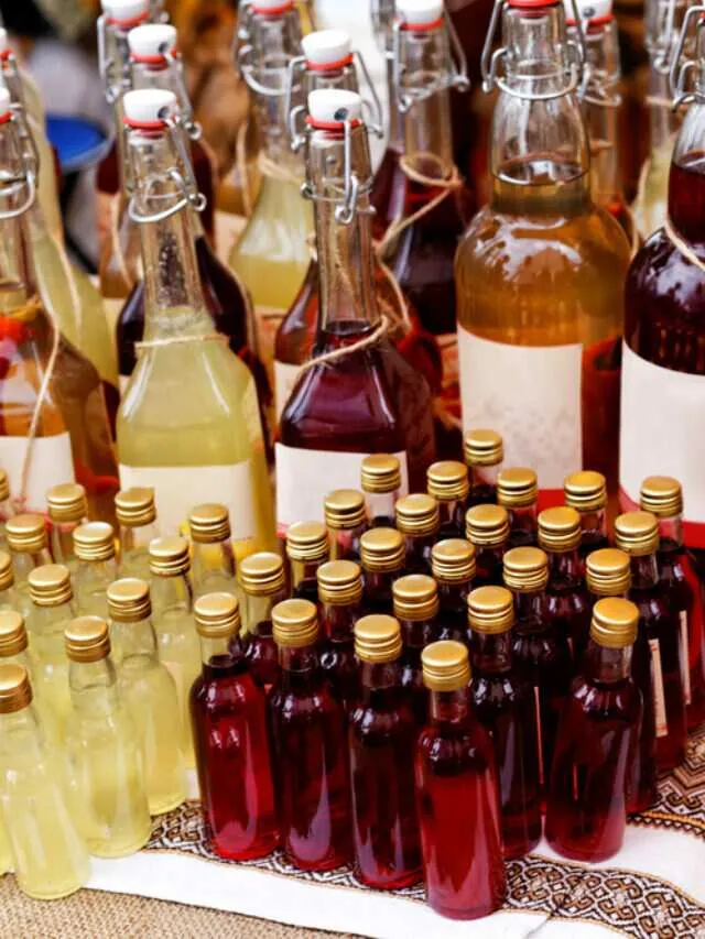 Điều quan trọng nhất khi đóng chai rượu trái điều tại nhà là phải sạch sẽ để tránh nhiễm khuẩn.