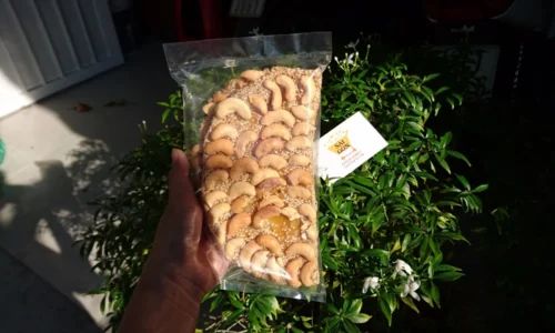 banh trang hat dieu